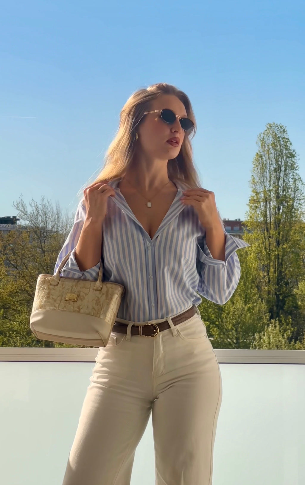 Camisa às riscas
